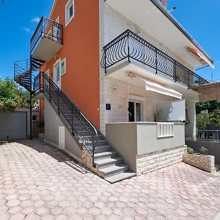 Mario M Apartament *